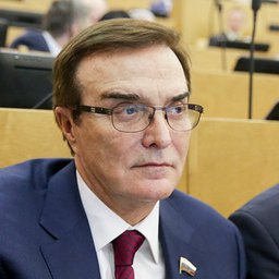 Александр Максимов