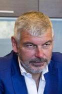 Руслан Гутнов
