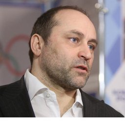 Дмитрий Свищев