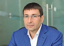 Дмитрий Гусев
