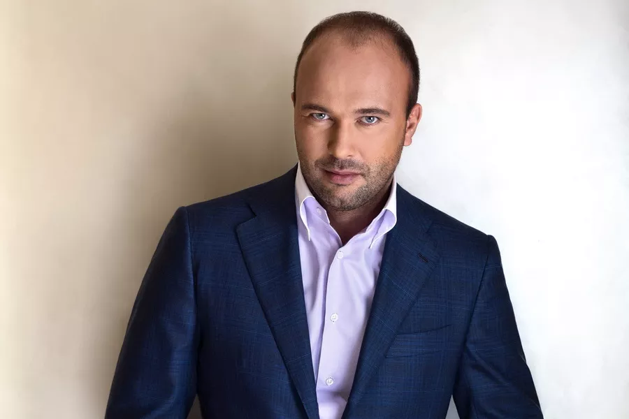 Дмитрий Мазуров
