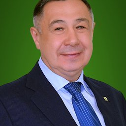 Раис Минниханов