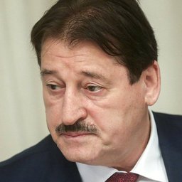 Али Алханов