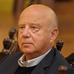 Александр Дмитриев