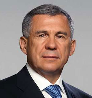 Рустам Минниханов