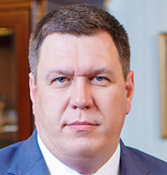 Валерий Леонов