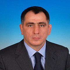 Махарбек Хадарцев