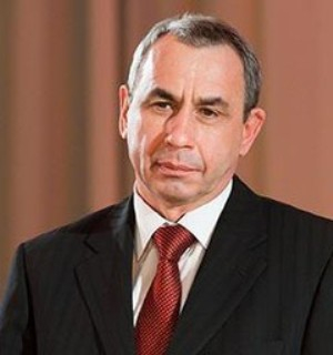 Владимир Шатров