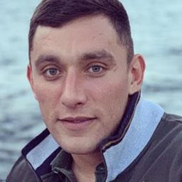 Николай Чоулз