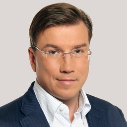 Олег Бочаров