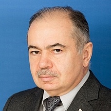 Ильяс Умаханов