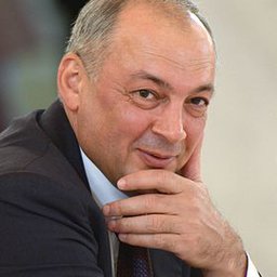 Магомедсалам Магомедов