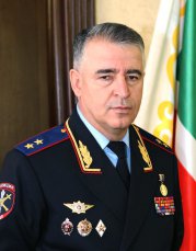 Руслан Алханов